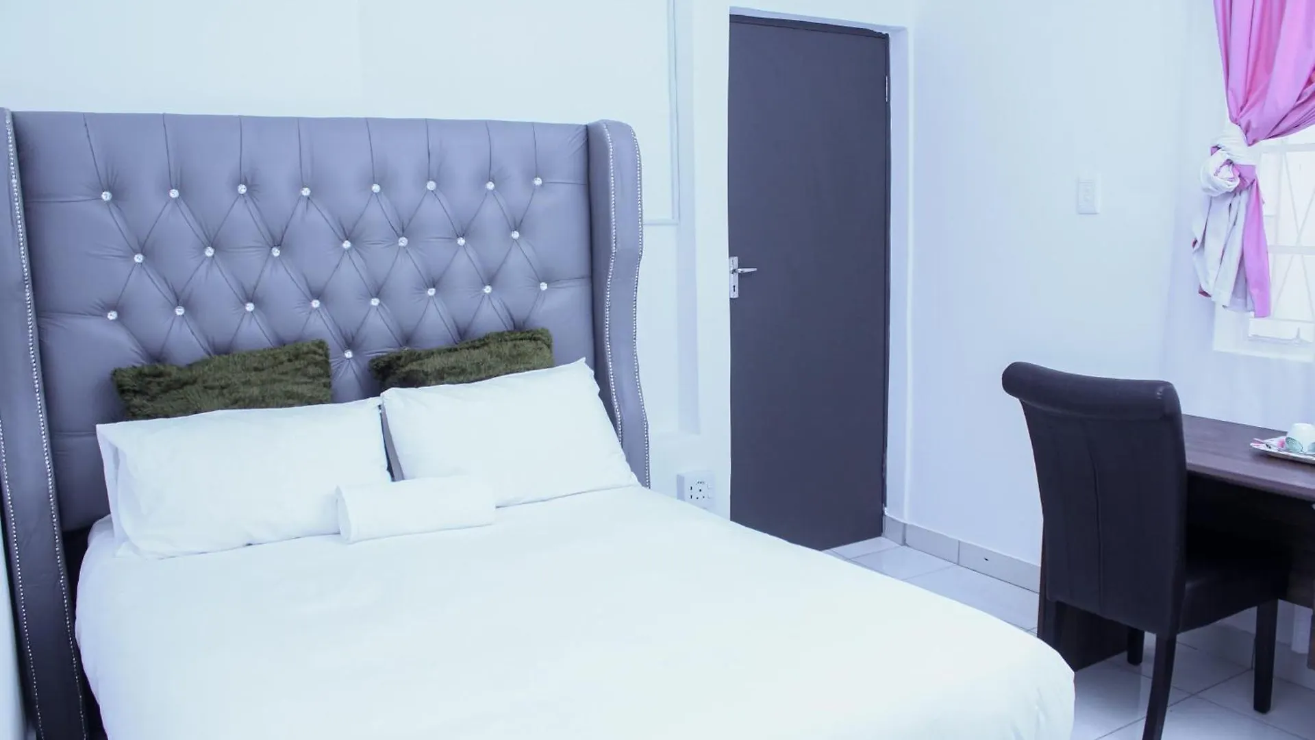 4 Callington Guest House Port Elizabeth