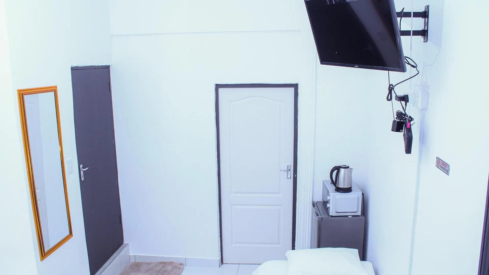 4 Callington Guest House Port Elizabeth